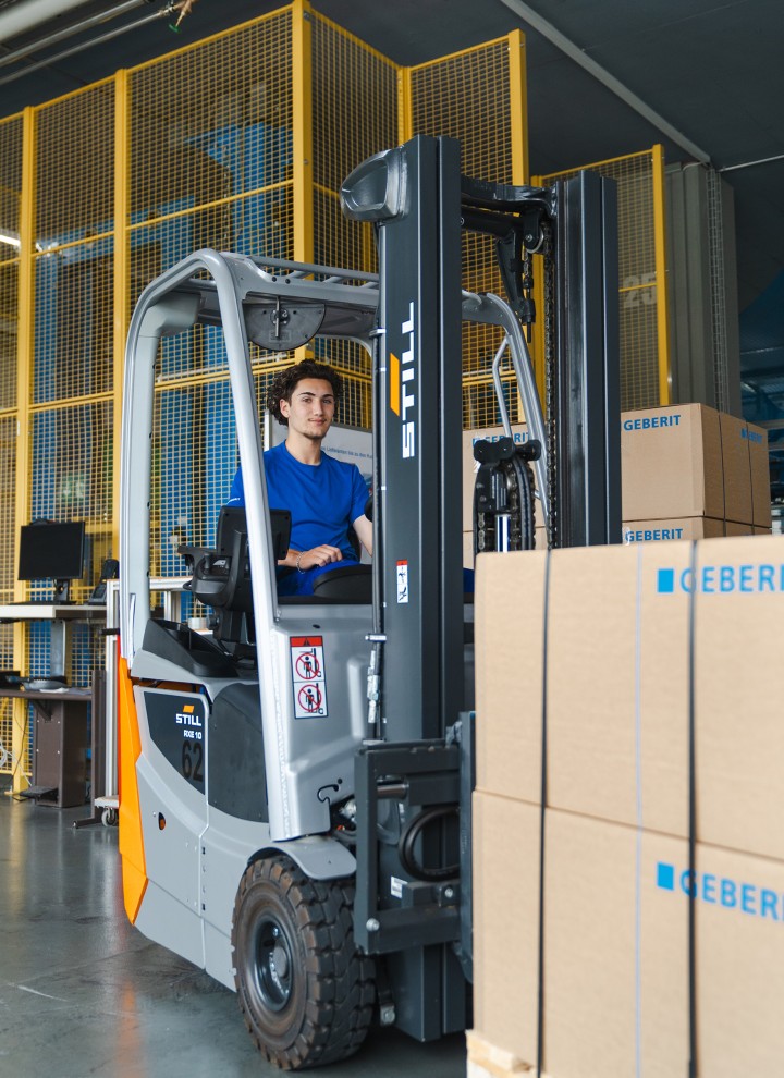 Logistiker/-in EFZ Logistiker/-in EFZ