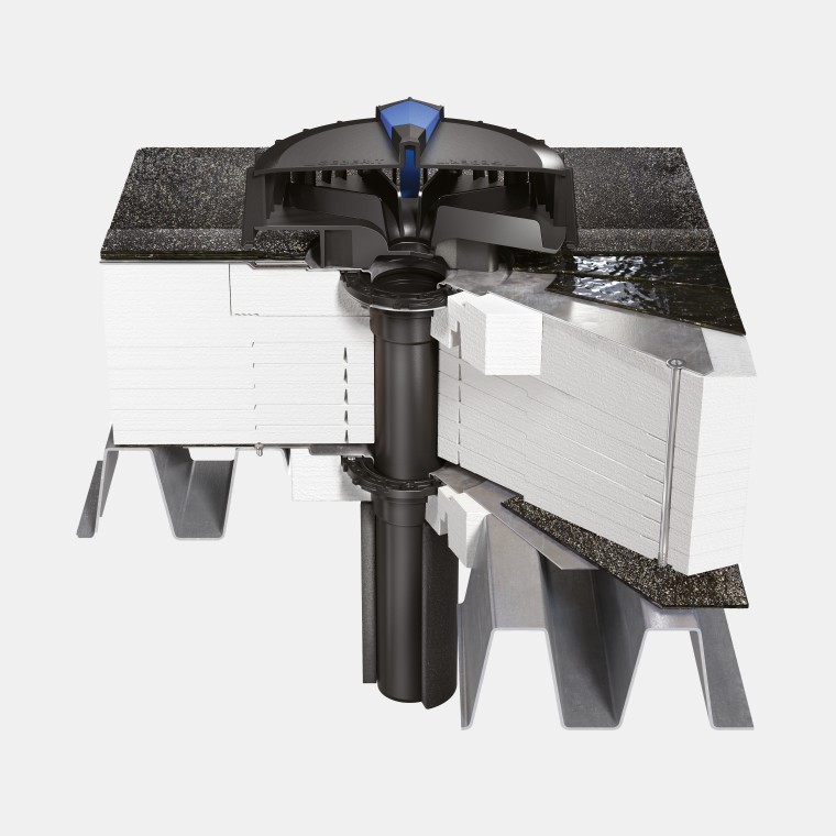 Imbuto d'entrata Geberit Pluvia su tetto termico con collegamento alla barriera vapore e manto impermeabilizzante per tetti sul piano di scorrimento per l’acqua Imbuto d'entrata Geberit Pluvia su tetto termico con collegamento alla barriera vapore e manto impermeabilizzante per tetti sul piano di scorrimento per l’acqua