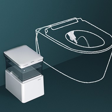 L’AquaClean Cama transforme en quelques minutes chaque WC en WCdouche. Quelques gestes suffisent pour que l’appareil soit opérationnel. Placez tout simplement le réservoir d’eau avec le module technique à côté de votre WC, passez l’amenée d’eau sous la lunette de WC et positionnez la buse de douchette. Il offre les fonctions classiques d’un WCdouche Geberit. Grâce à l’effet de massage de la technologie de douchette WhirlSpray, l’agréable jet vivifiant garantit des soins corporels tout en douceur.