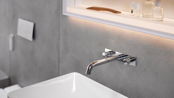 Robinet murale Geberit ONE, ronde chromée avec espace lavabo VariForm