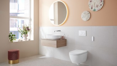 Salle de bains avec Geberit AquaClean Alba