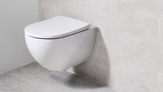 WC sospeso per una pulizia costante del pavimento WC sospeso per una pulizia costante del pavimento