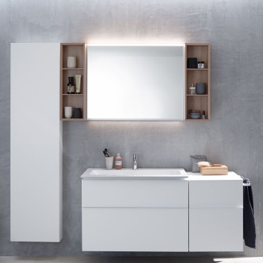 Geberit iCon Waschtischunterschrank mit Seiten- und Hochschrank und Regalen Geberit iCon Waschtischunterschrank mit Seiten- und Hochschrank und Regalen