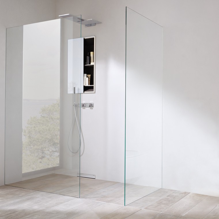 Douche avec séparation parfaitement intégrée Douche avec séparation parfaitement intégrée