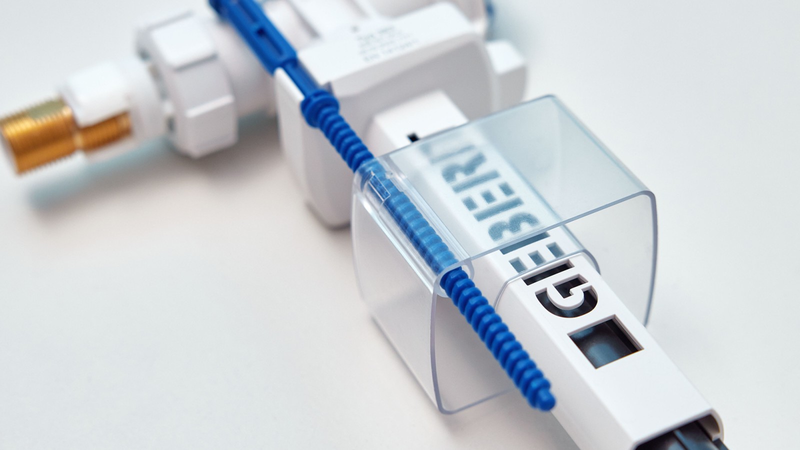 Rubinetto a galleggiante Geberit tipo 383