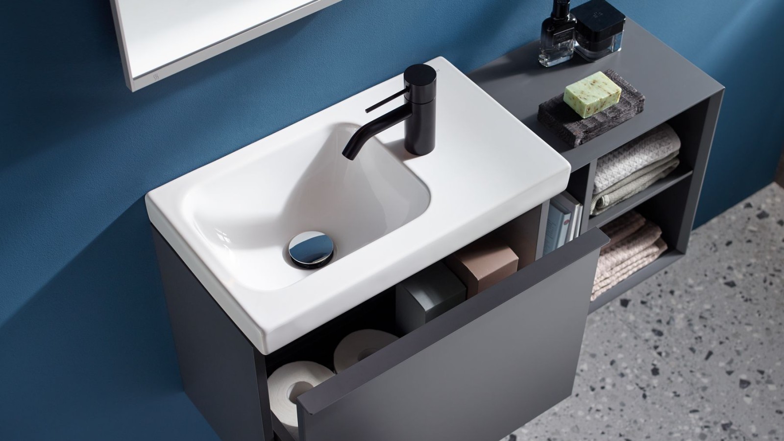 Serie da bagno Geberit iCon lavabo con mobile sottolavabo