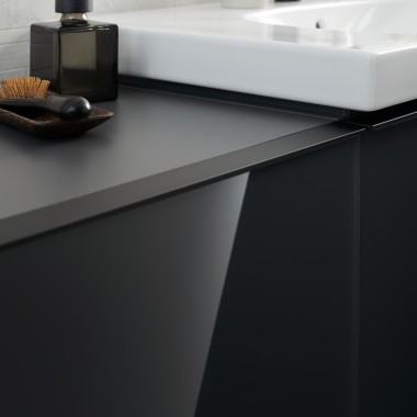 Acanto Unterschrank mit Griff in Chrom Acanto Unterschrank mit Griff in Chrom