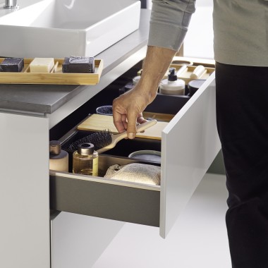 Système d’organisation modulaire doté de compartiments pratiques