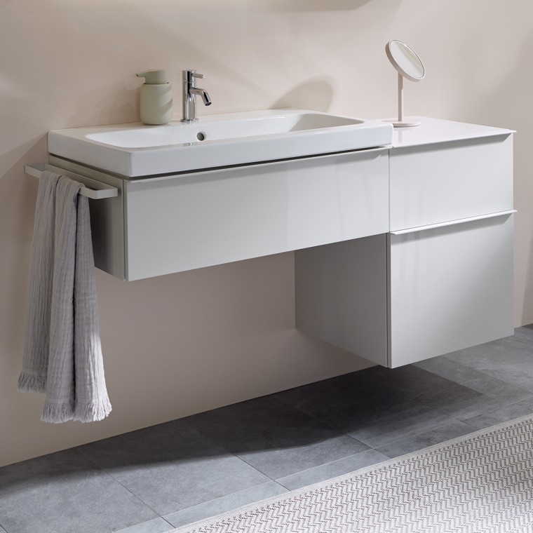 Meuble sous lavabo Geberit iCon blanc avec poignée Meuble sous lavabo Geberit iCon blanc avec poignée