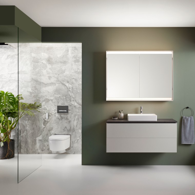 WCdoccetta Geberit AquaClean Mera Comfort in un bagno Geberit ONE WCdoccetta Geberit AquaClean Mera Comfort in un bagno Geberit ONE
