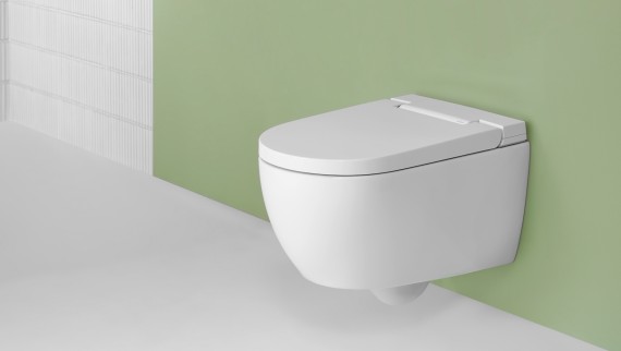 WCdouche Geberit AquaClean Mera Comfort dans une salle de bains claire