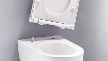 WC Geberit ONE con coperchio e sedile rimovibile