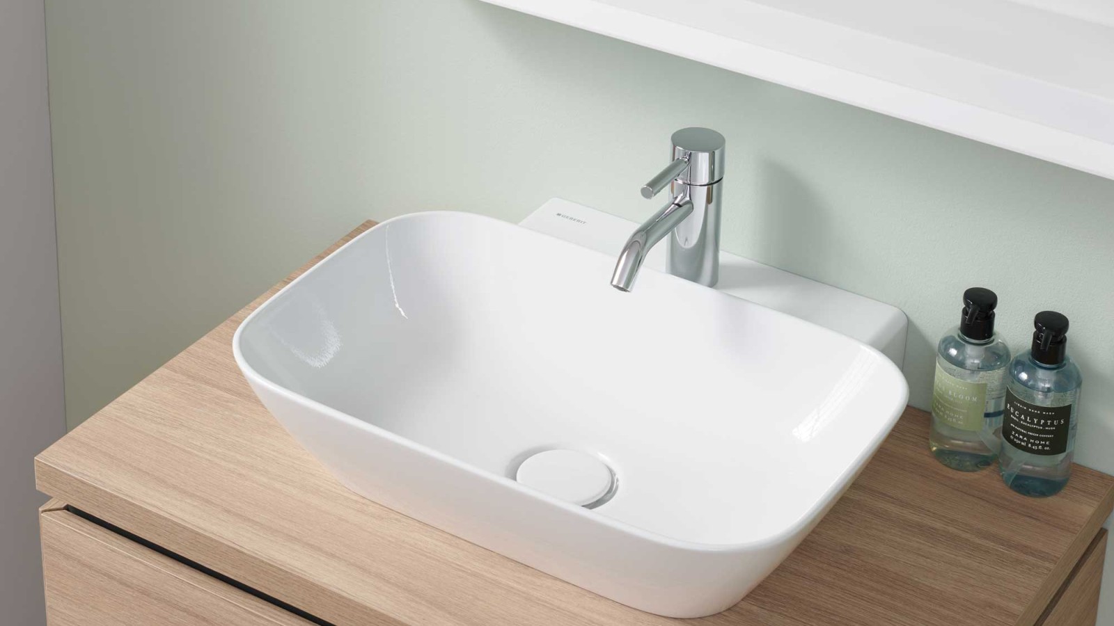Bagno degli ospiti Geberit ONE con lavandino da appoggio Bagno degli ospiti Geberit ONE con lavandino da appoggio
