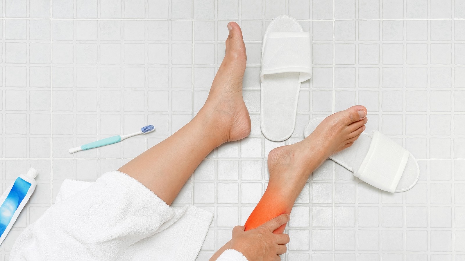 Risque de chute dans la salle de bains – le bon choix des matériaux est crucial Risque de chute dans la salle de bains – le bon choix des matériaux est crucial