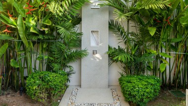 Bodenebene Gartendusche