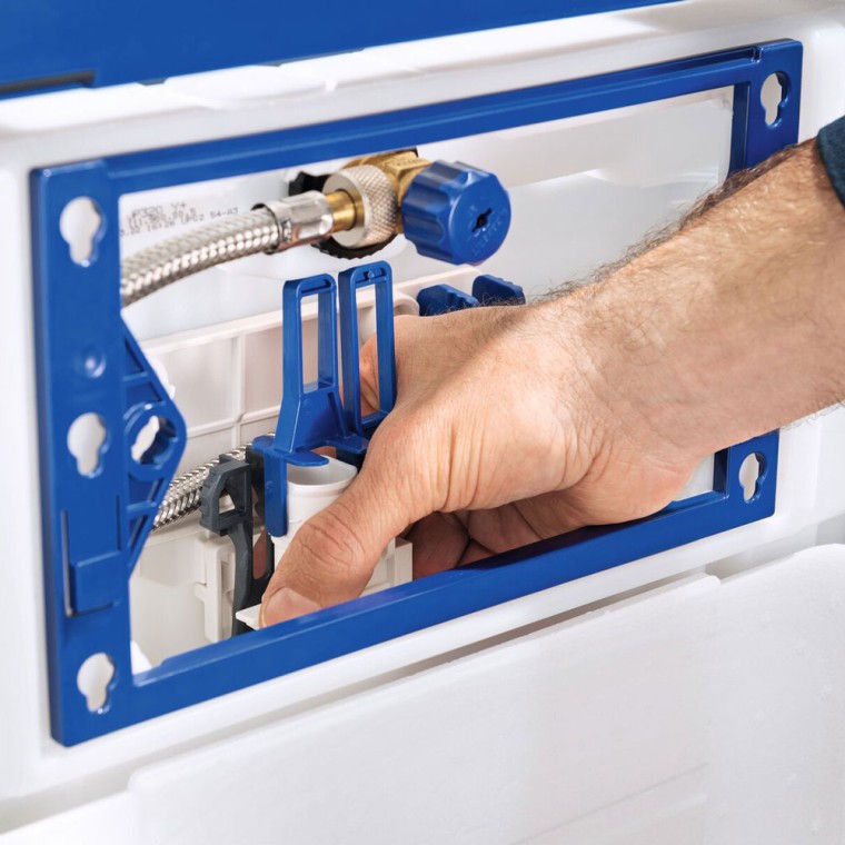 Campana di risciacquo Geberit tipo 212: grazie alle dimensioni compatte, le campane di risciacquo sono facili da rimuovere e installare Campana di risciacquo Geberit tipo 212: grazie alle dimensioni compatte, le campane di risciacquo sono facili da rimuovere e installare