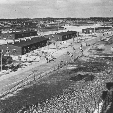 Le plus grand camp de réfugiés du Danemark a été créé sur le site de lʼAal Plantage à Oksbøl en 1945. (Blåvandshuk Local History Archive)