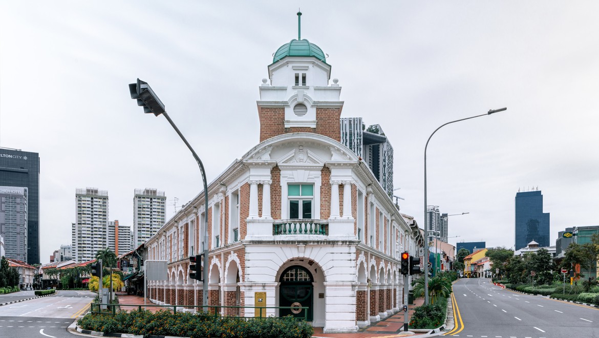 Le restaurant Born est situé dans la gare de Jinrikisha, lʼun des rares bâtiments historiques de Singapour. Il appartient à lʼacteur Jackie Chan. (© Owen Raggett)