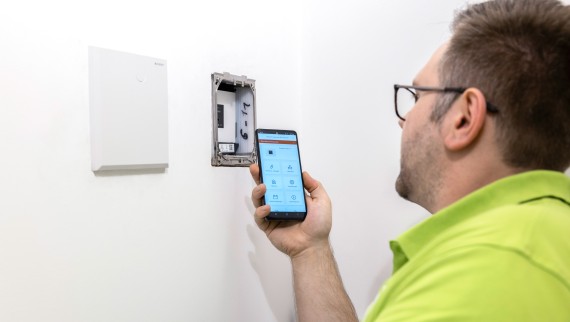 Comando del Geberit Gateway tramite la Geberit Control App Comando del Geberit Gateway tramite la Geberit Control App