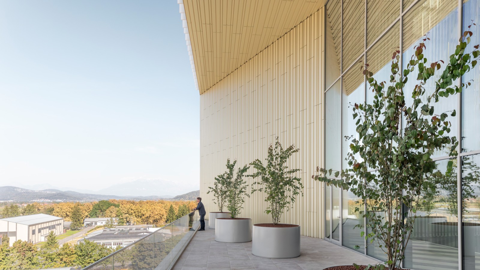 Une vue spectaculaire: depuis les terrasses, on domine toute la ville de Ljubljana (© Ana Skobe)