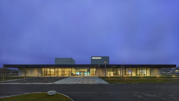 Geberit Campus di Pfullendorf (© Roland Halbe)