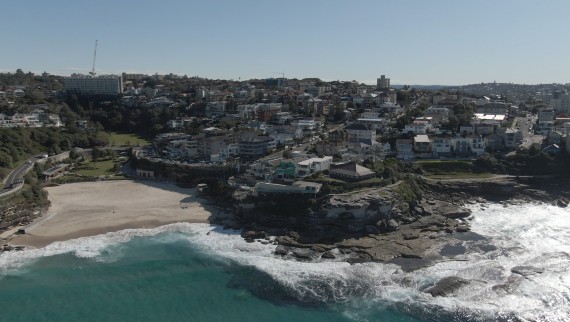 Vista della Tamarama House sulla costa di Sydney, Australia (© Geberit)