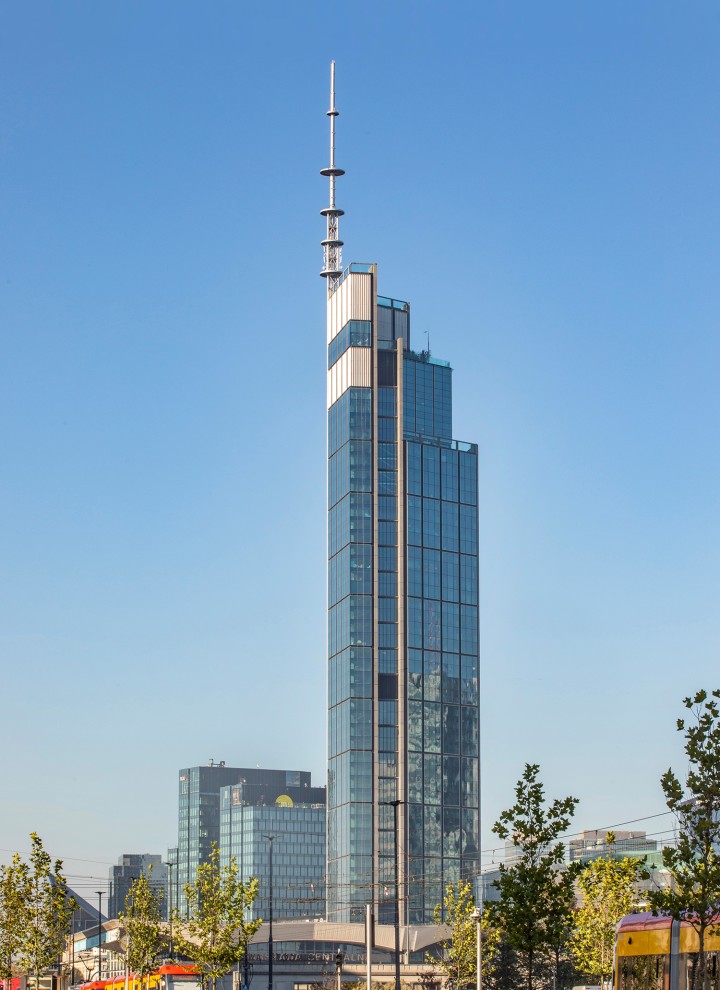 La tour Varso est le plus haut gratte-ciel de l'Union européenne (© Aaron Hargreaves/Foster + Partners)