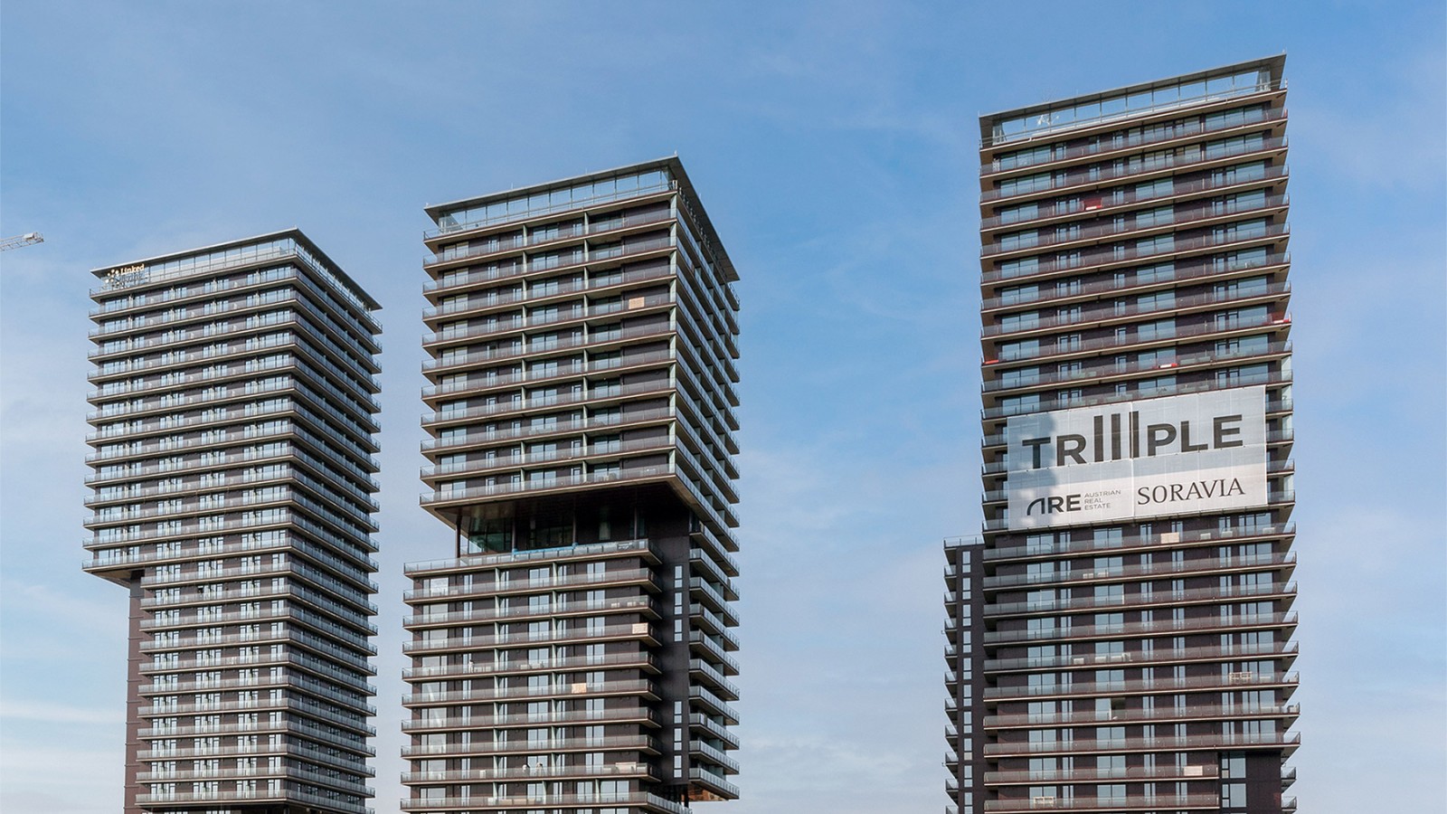 Les trois tours de TrIIIple dialoguent entre elles (© Soravia) Les trois tours de TrIIIple dialoguent entre elles (© Soravia)