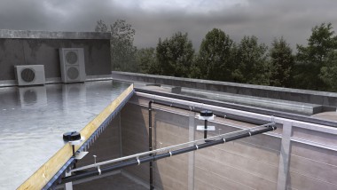 Das Dachentwässerungssystem Pluvia kann mit verhältnismässig wenigen Einlaufelementen sämtliche drei Türme entwässern (© Geberit) Das Dachentwässerungssystem Pluvia kann mit verhältnismässig wenigen Einlaufelementen sämtliche drei Türme entwässern (© Geberit)