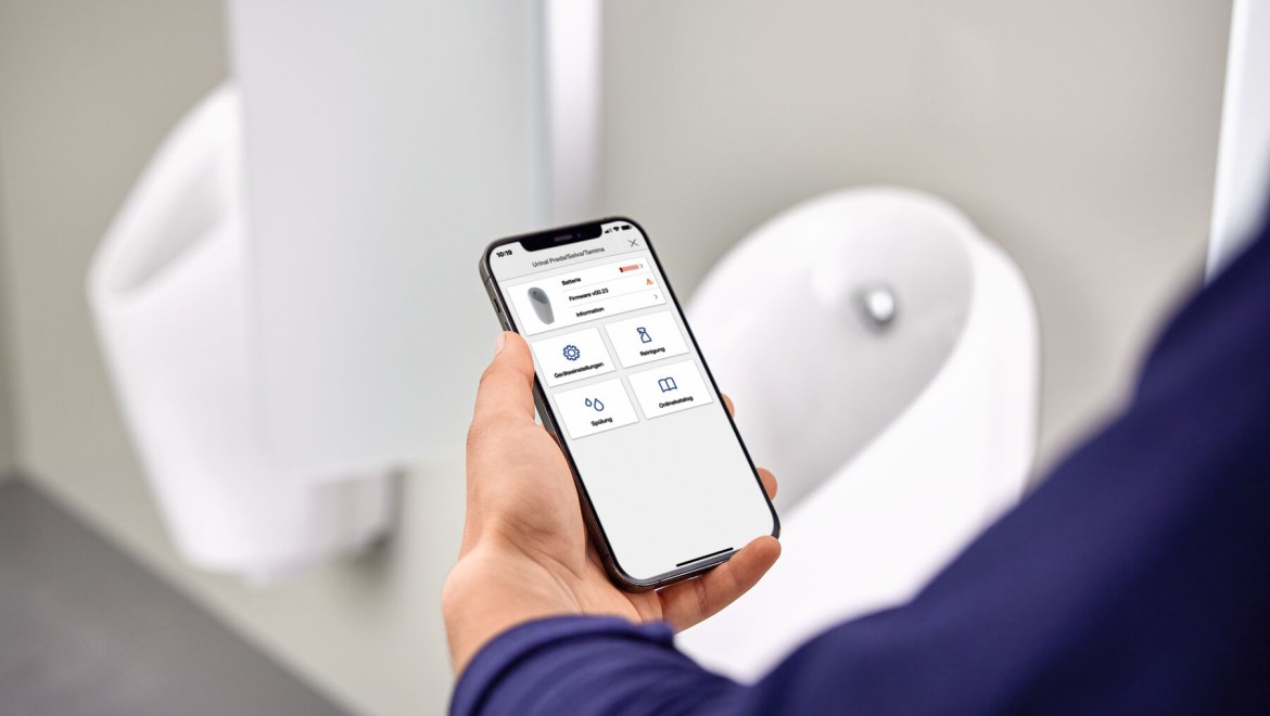 Gli orinatoi Geberit possono essere facilmente comandati tramite la Geberit Control App