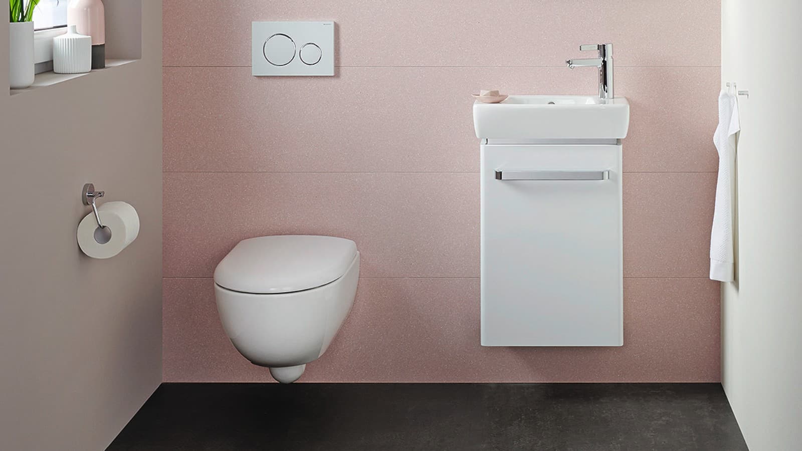 Petite salle de bains d’invités dotée d’un lave-mains et d’un WC suspendu Renova Compact Petite salle de bains d’invités dotée d’un lave-mains et d’un WC suspendu Renova Compact