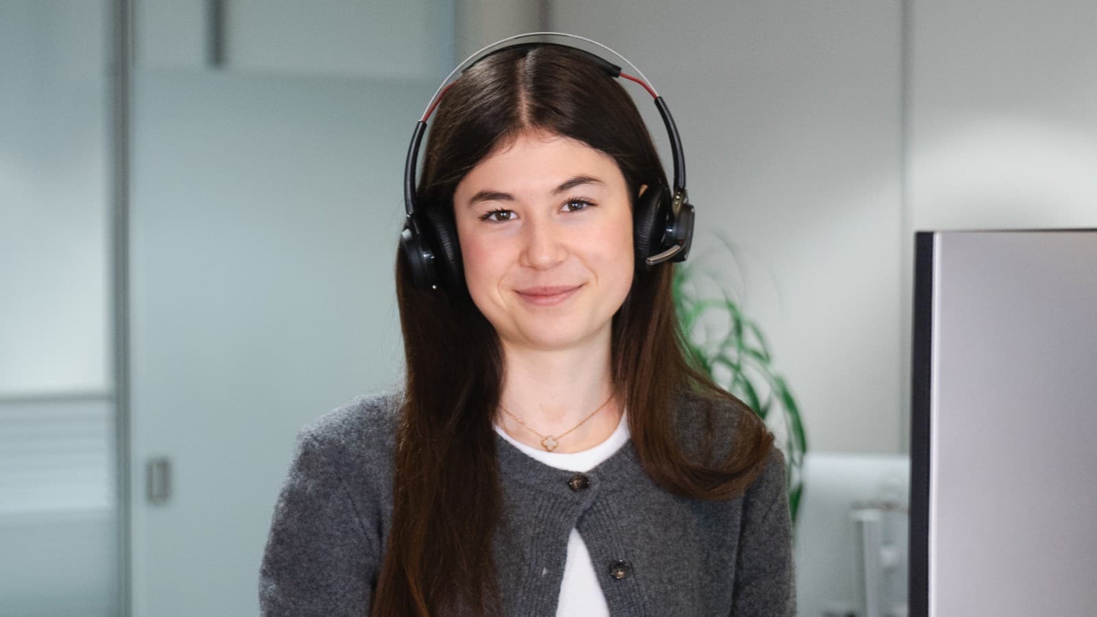 Ausbildung als Kaufmann/ Kauffrau EFZ Ausbildung als Kaufmann/ Kauffrau EFZ