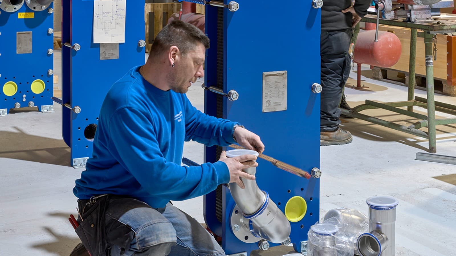 Tous les raccords Geberit Mapress acier inoxydable sont protégés contre les saletés par un bouchon de protection. (© Ben Huggler) Tous les raccords Geberit Mapress acier inoxydable sont protégés contre les saletés par un bouchon de protection. (© Ben Huggler)