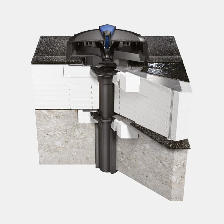 Naissance Geberit Pluvia sur toit de béton avec bitume comme niveau conducteur d'eau Naissance Geberit Pluvia sur toit de béton avec bitume comme niveau conducteur d'eau