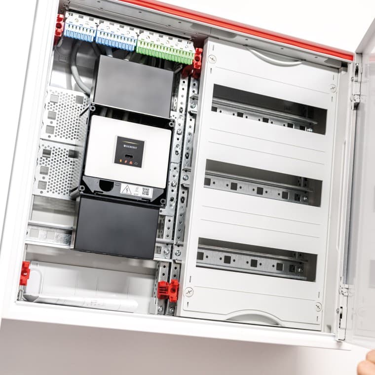 Geberit Gateway integrato nell’armadio di comando Geberit Gateway integrato nell’armadio di comando