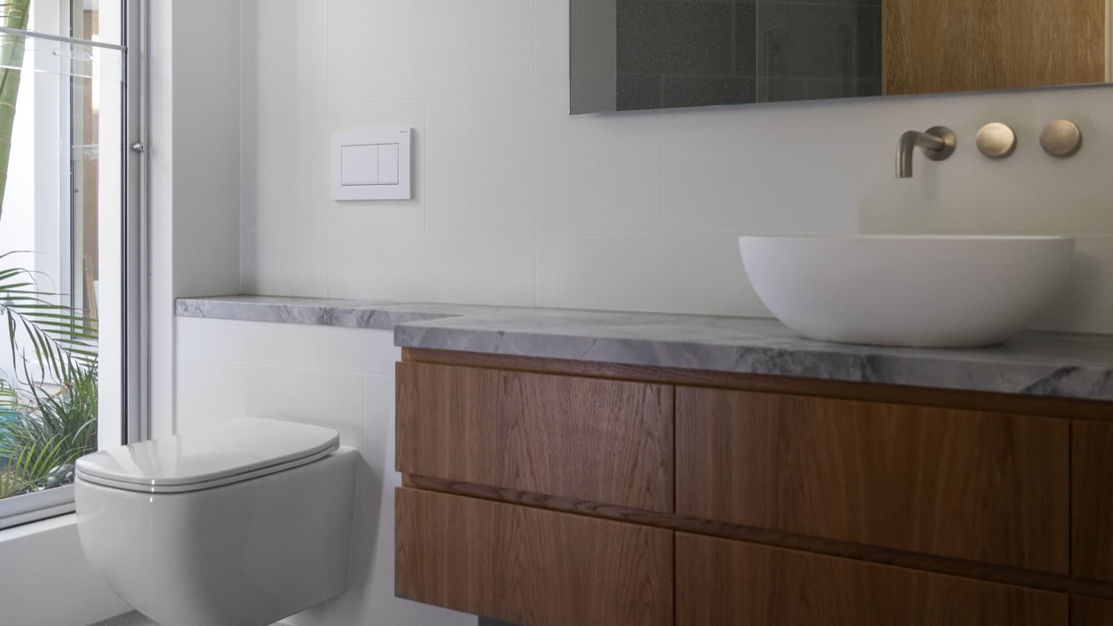 Per la ristrutturazione dei quattro bagni si è puntato nuovamente sulle resistenti cassette di risciacquo ad incasso di Geberit (© Geberit) Per la ristrutturazione dei quattro bagni si è puntato nuovamente sulle resistenti cassette di risciacquo ad incasso di Geberit (© Geberit)